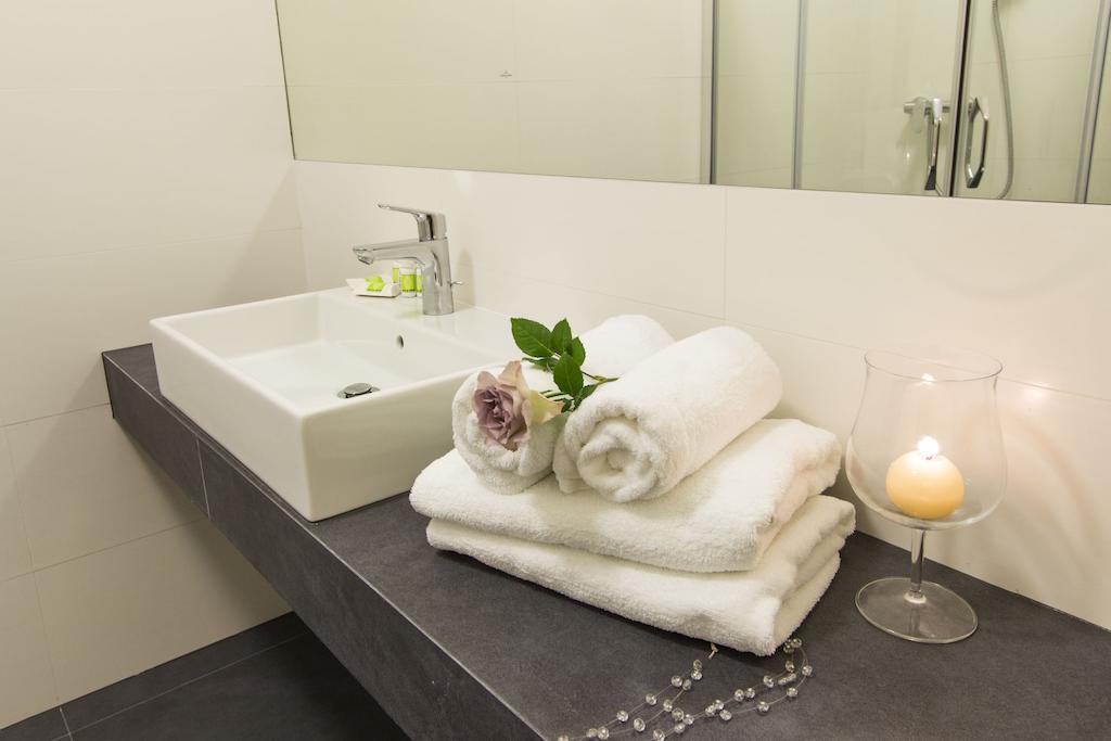 Hotel Notabene Swidnik  Phòng bức ảnh
