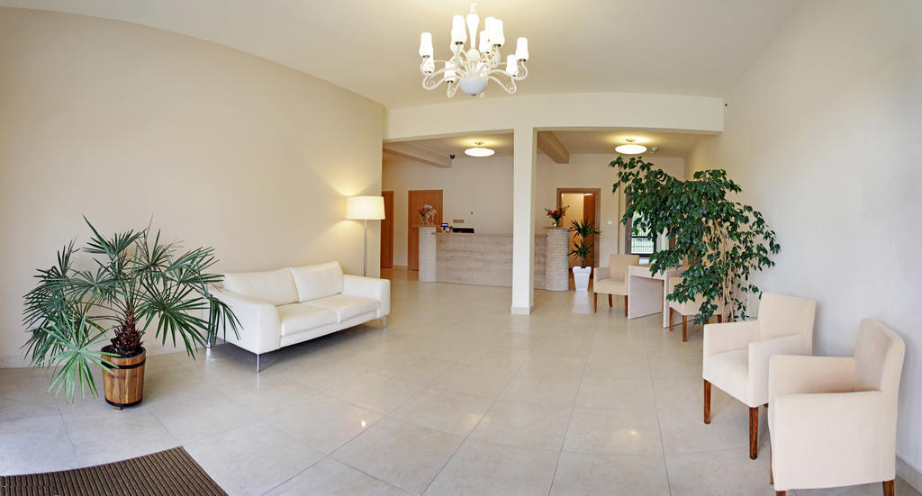 Hotel Notabene Swidnik  Ngoại thất bức ảnh